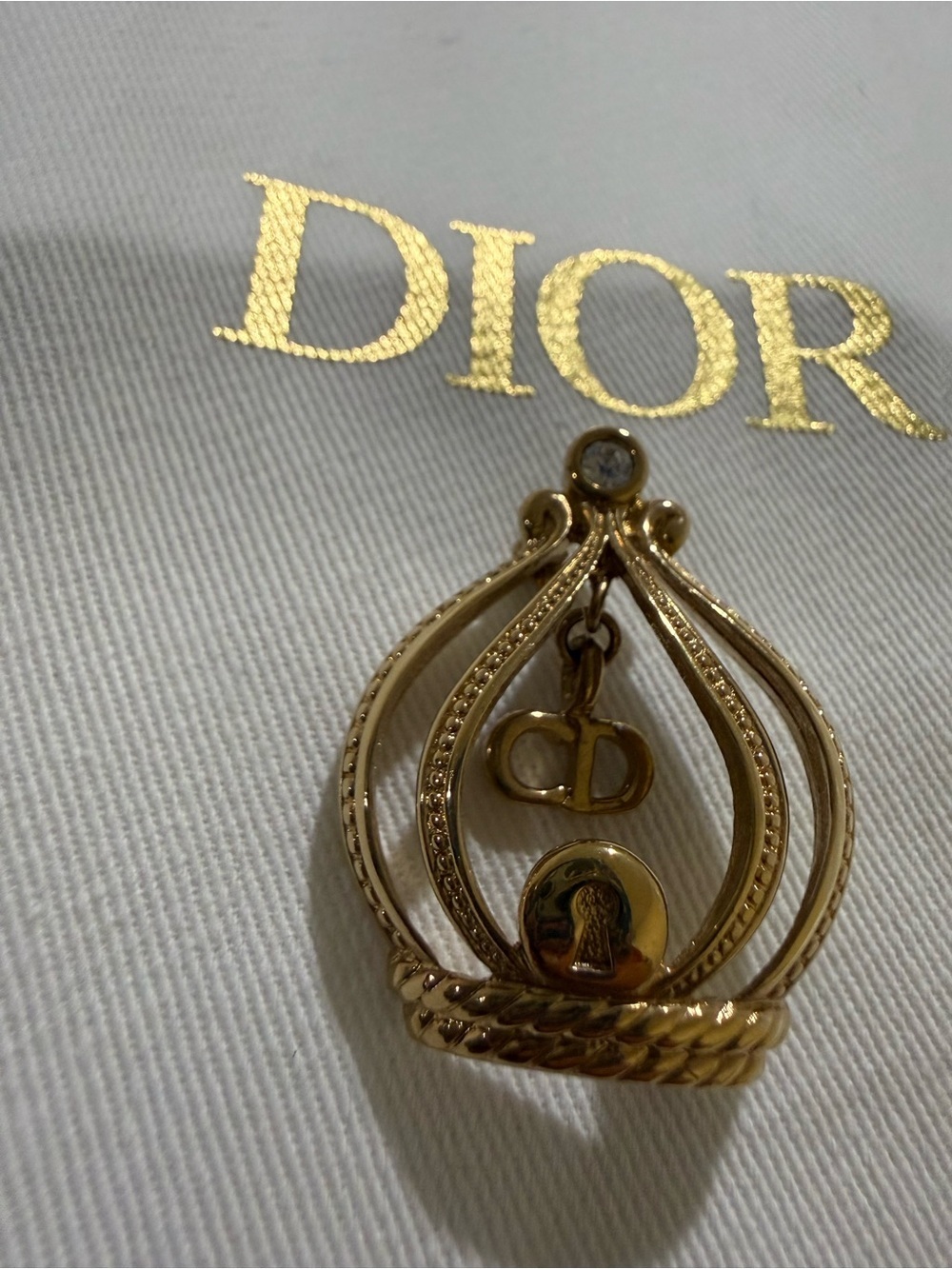 Authentic vintage Christian Dior Cage "Crown" brooch - Picture 3 of 14